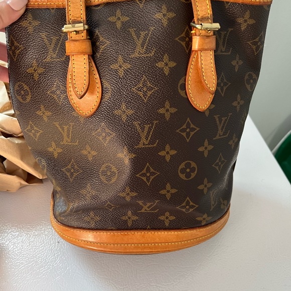 SOLD! Louis Vuitton Petit Bucket - Picture 8 of 10